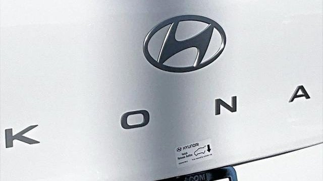 2026 Hyundai KONA SE