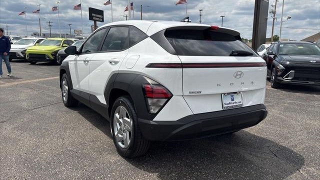 2026 Hyundai KONA SE