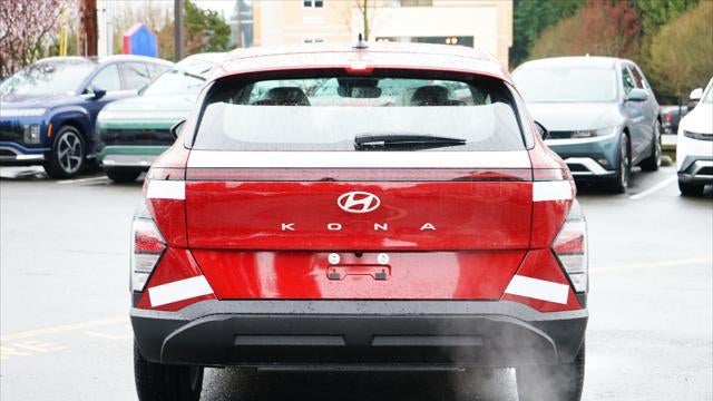 2026 Hyundai KONA SE