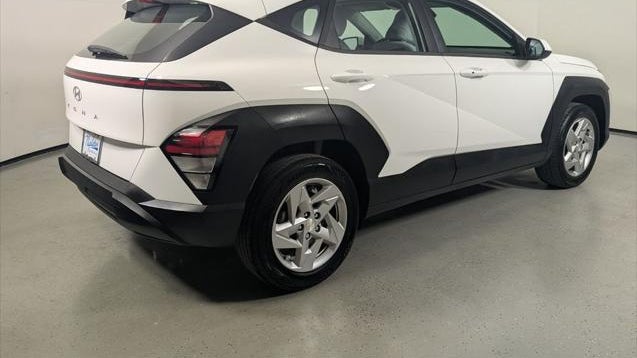 2024 Hyundai KONA SE