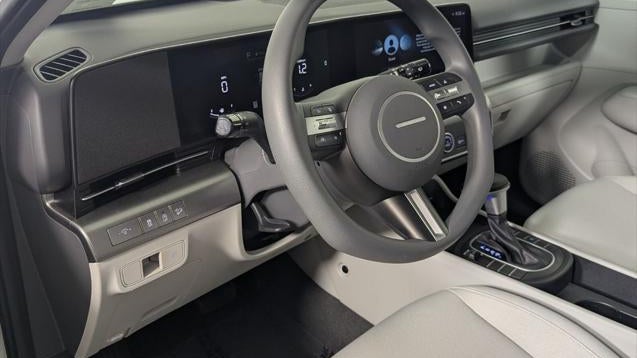 2024 Hyundai KONA SE