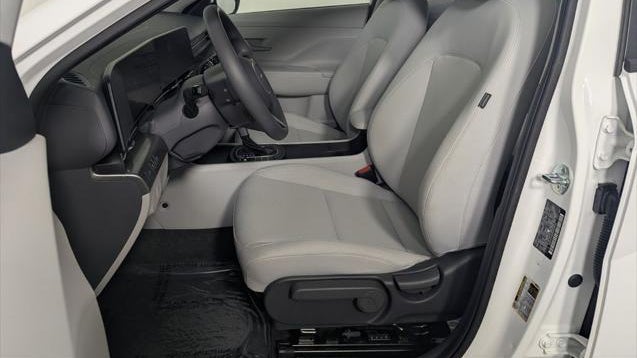 2024 Hyundai KONA SE