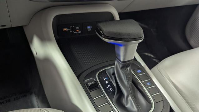 2024 Hyundai KONA SE