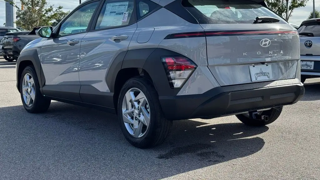 2026 Hyundai KONA SE