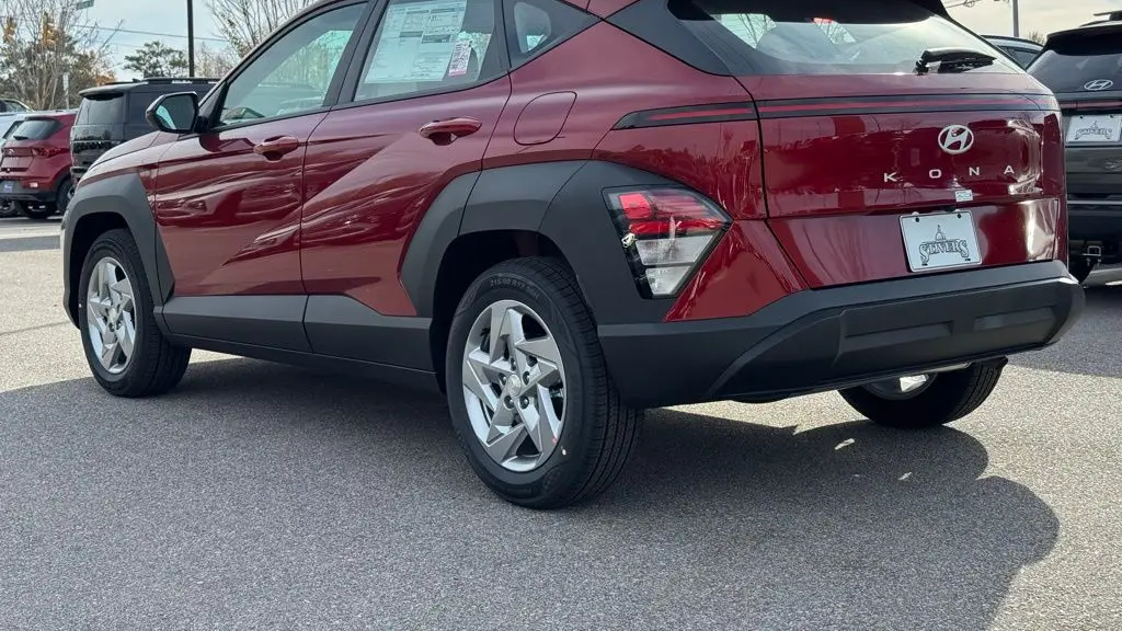 2026 Hyundai KONA SE