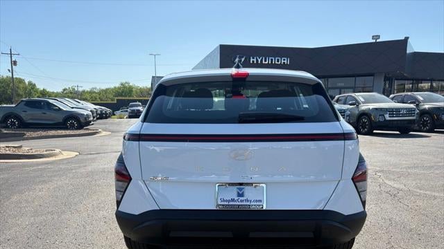 2026 Hyundai KONA SE