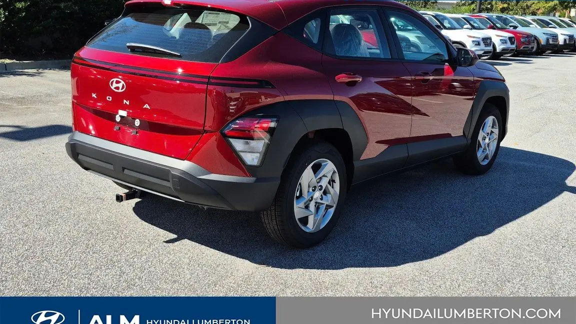 2026 Hyundai KONA SE