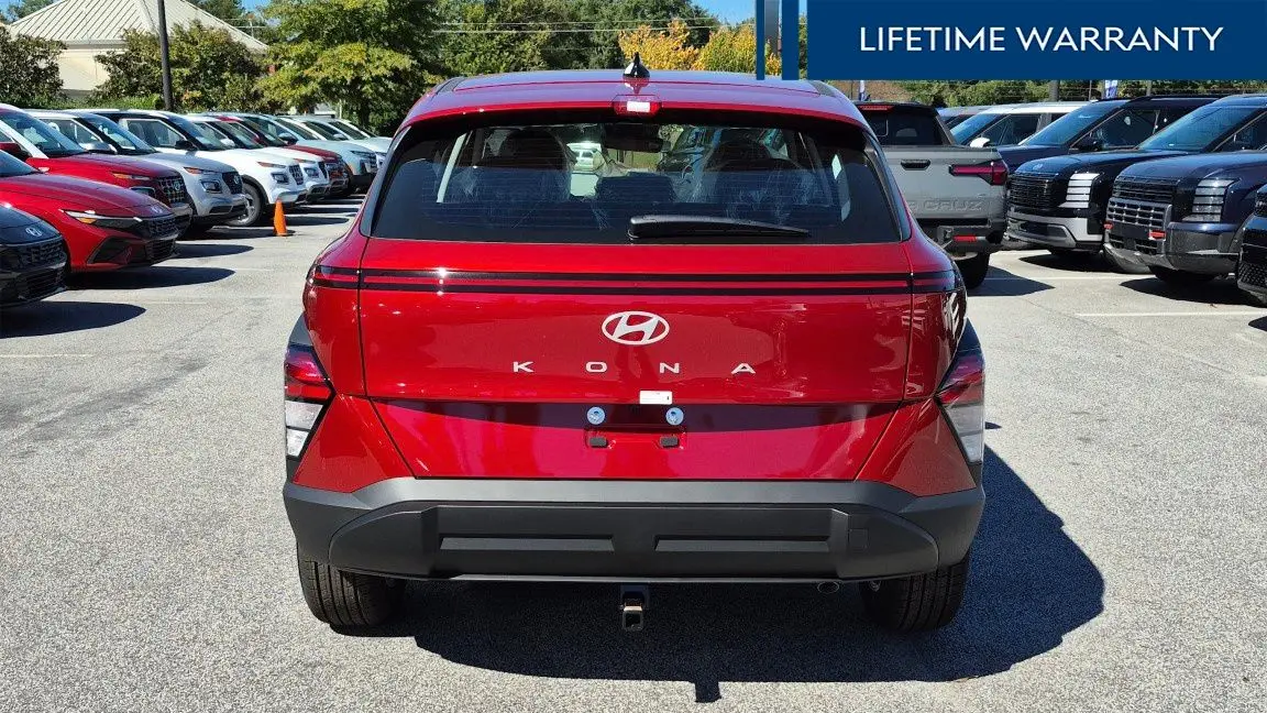 2026 Hyundai KONA SE