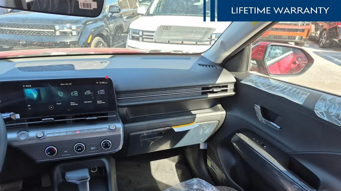 2026 Hyundai KONA SE