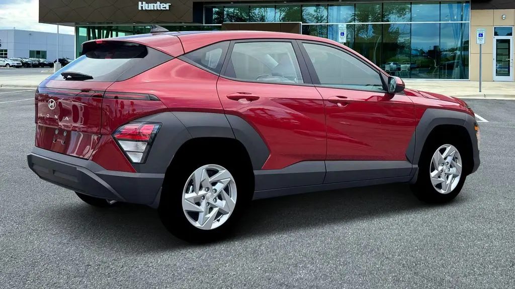2026 Hyundai KONA SE