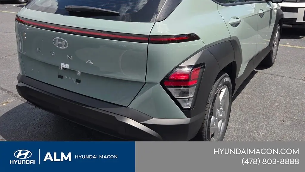 2026 Hyundai KONA SE