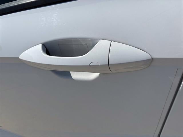 2024 Hyundai Kona - $23,450