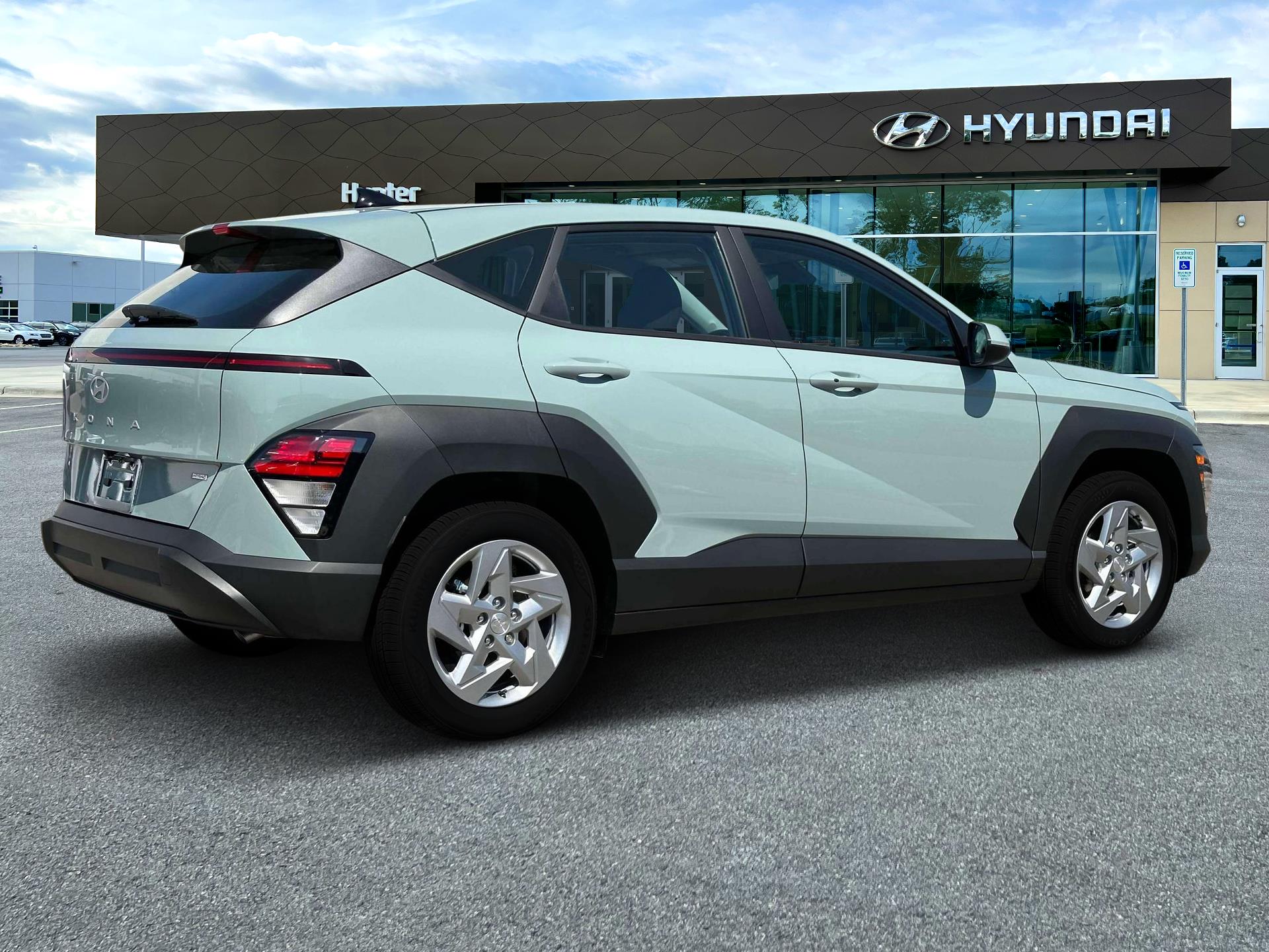 2025 Hyundai Kona - $25,575