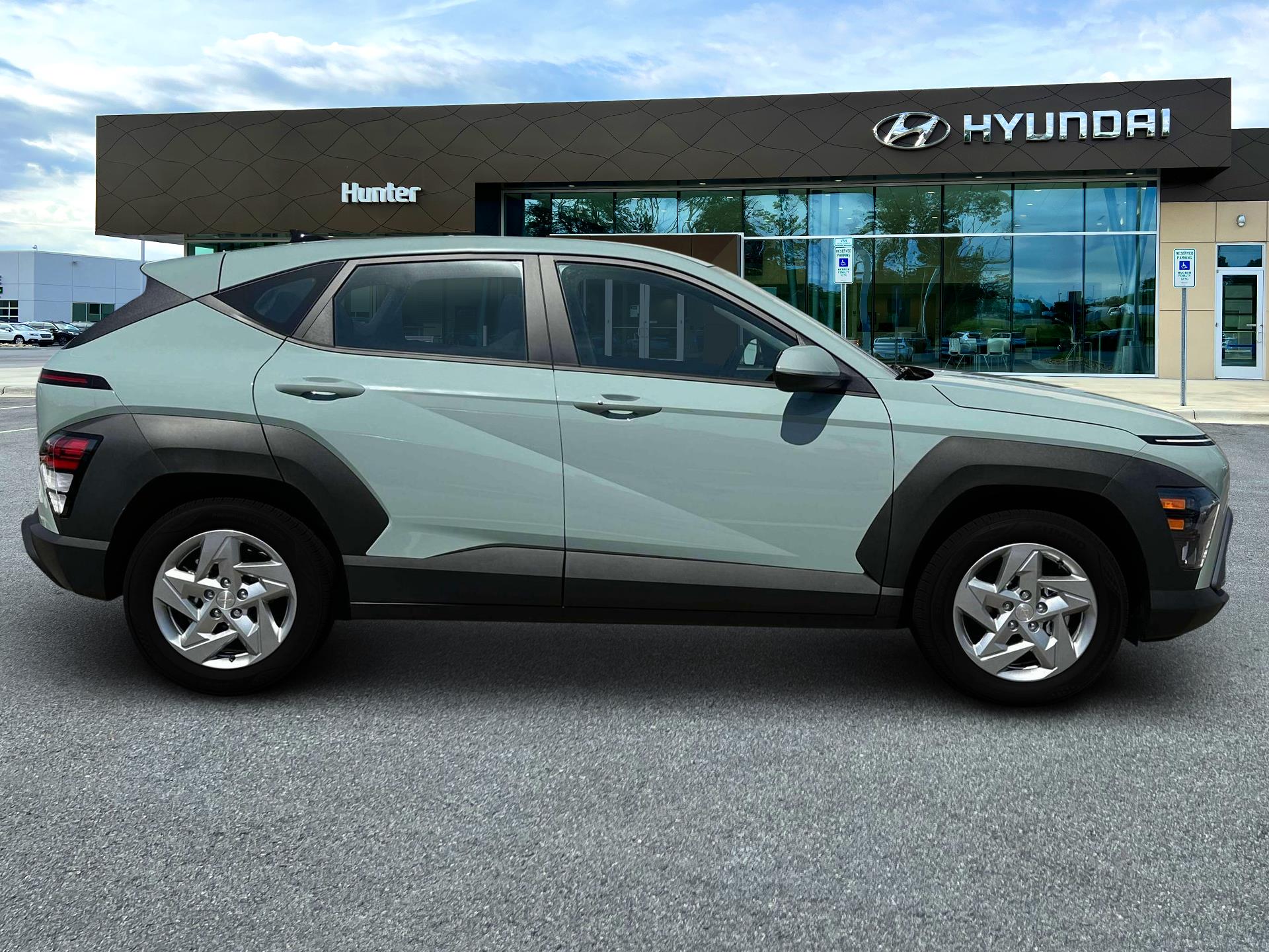 2025 Hyundai Kona - $25,575
