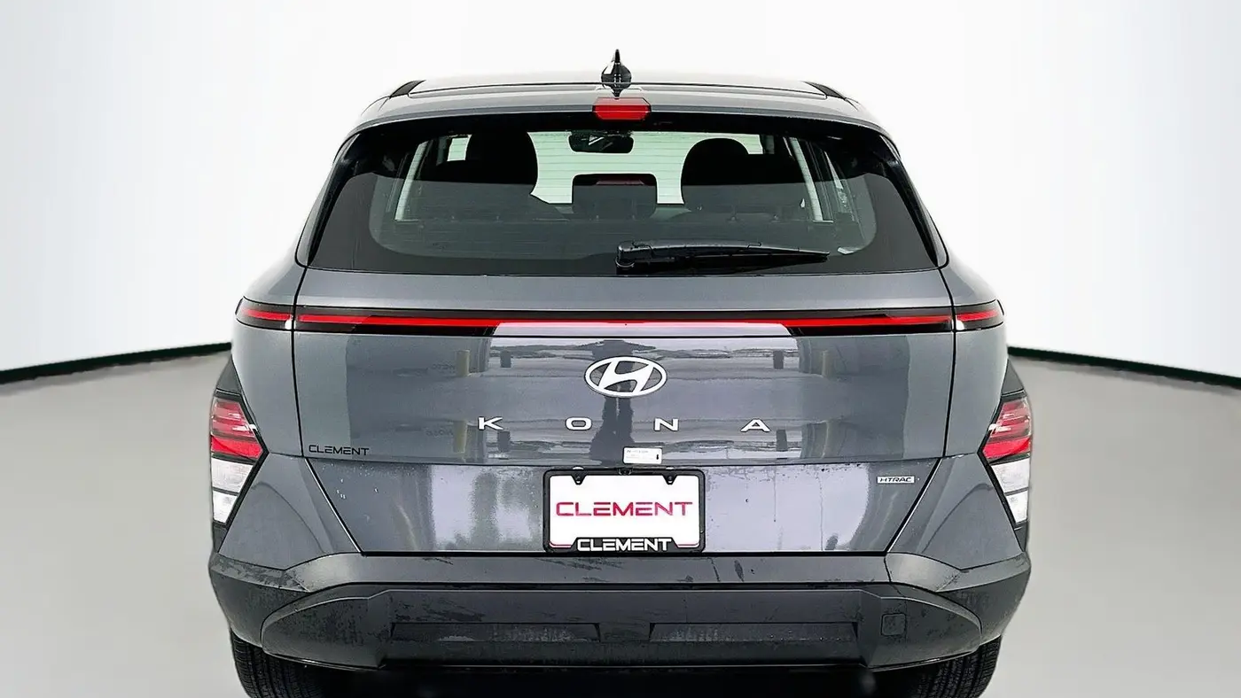 2026 Hyundai KONA SE