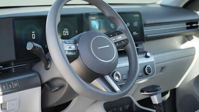 2024 Hyundai KONA SE