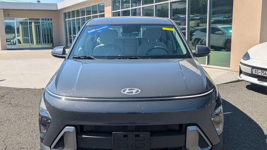 2024 Hyundai KONA SE