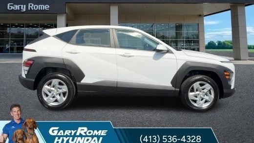 2025 Hyundai KONA SE