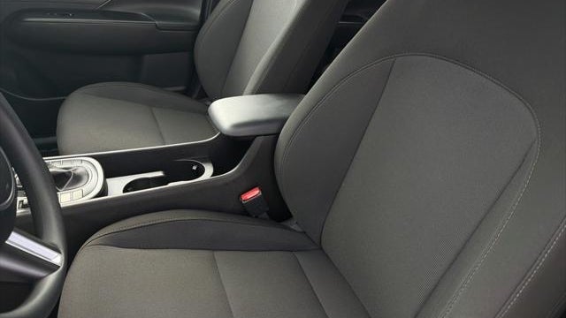 2025 Hyundai KONA SE