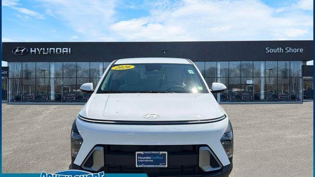 2026 Hyundai KONA SE