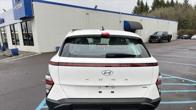 2026 Hyundai KONA SE