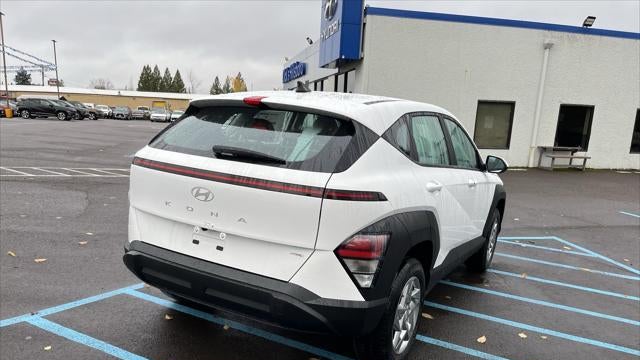 2026 Hyundai KONA SE