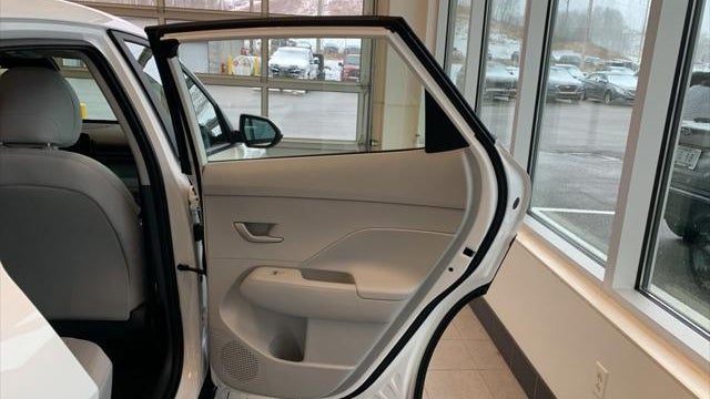 2026 Hyundai KONA SE