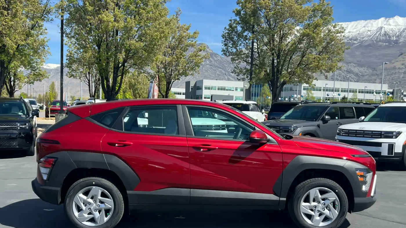 2026 Hyundai KONA SE