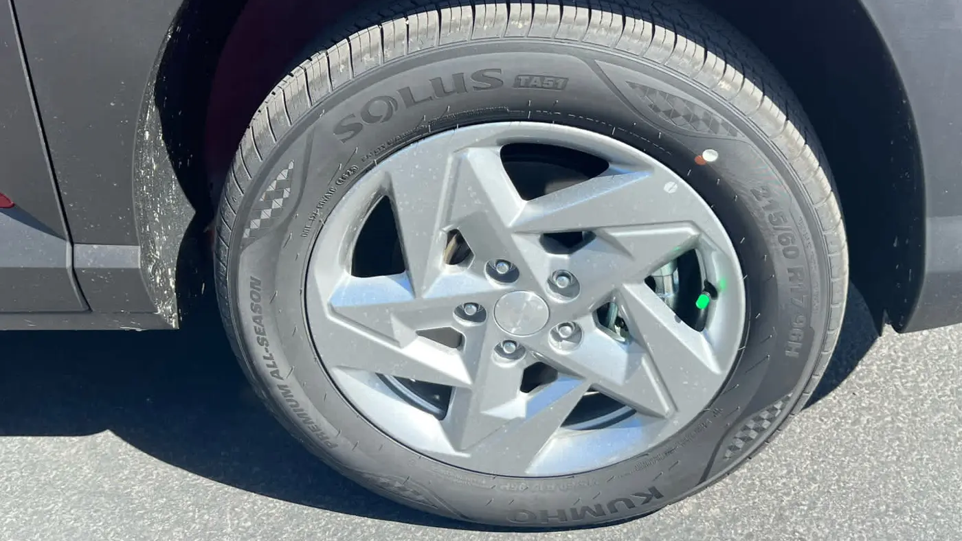 2026 Hyundai KONA SE