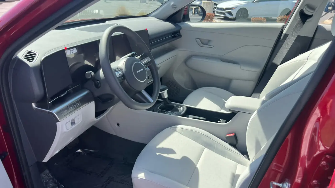 2026 Hyundai KONA SE