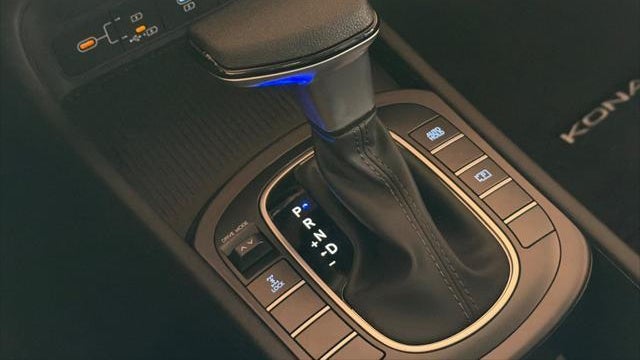 2026 Hyundai KONA SE