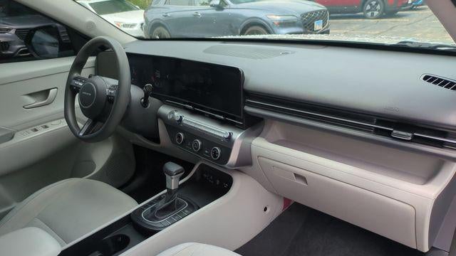 2024 Hyundai KONA SE