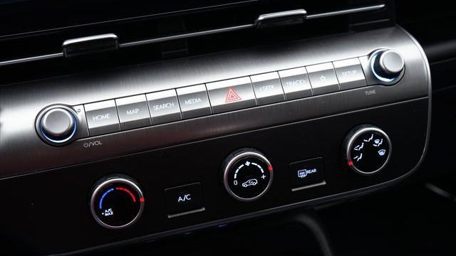 2024 Hyundai KONA SE
