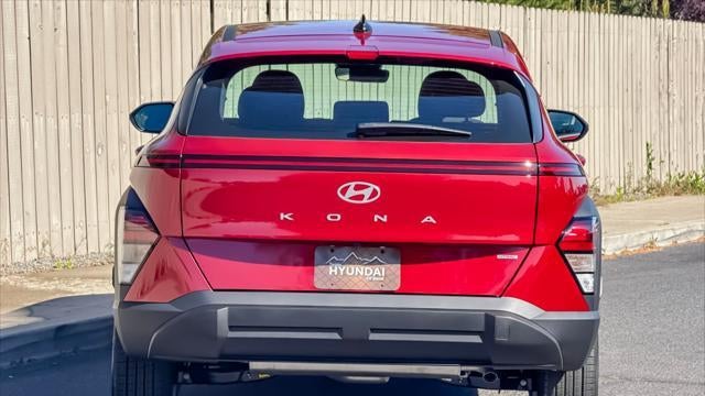 2026 Hyundai KONA SE