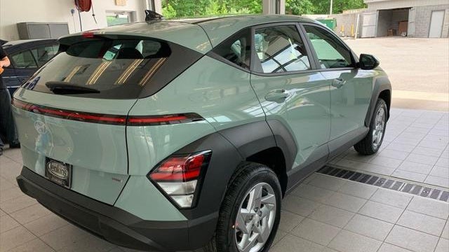2026 Hyundai KONA SE