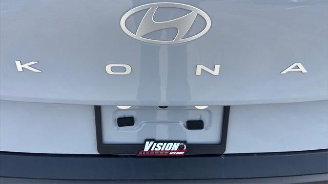 2026 Hyundai KONA SE