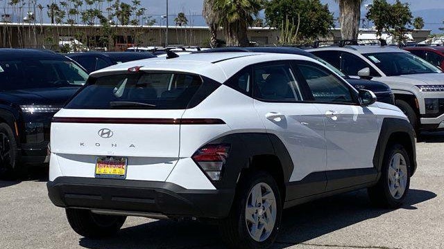 2026 Hyundai KONA SE