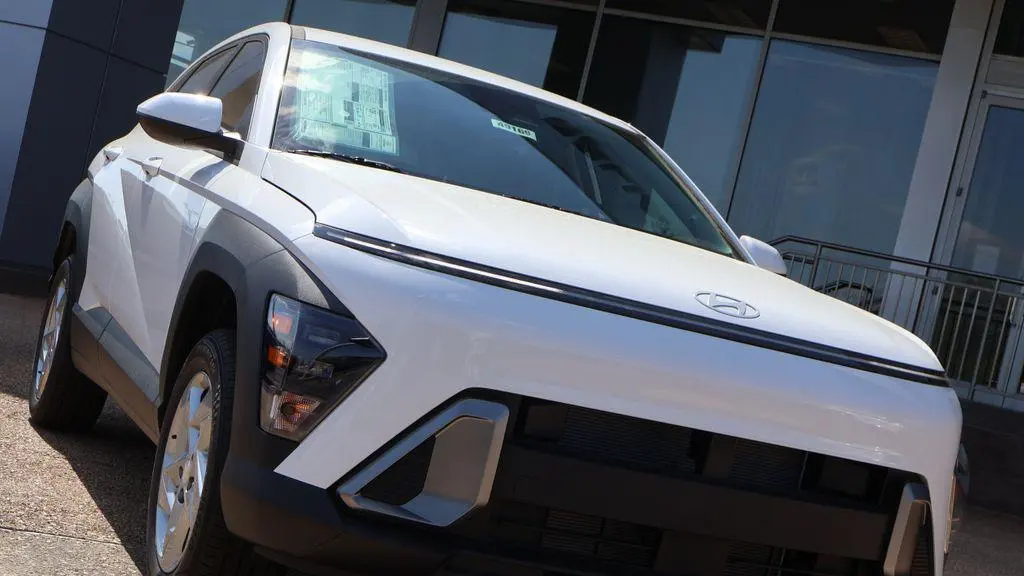 2026 Hyundai KONA SE