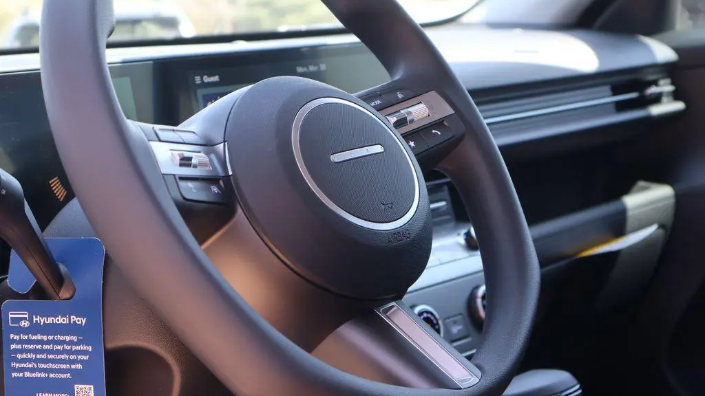 2026 Hyundai KONA SE