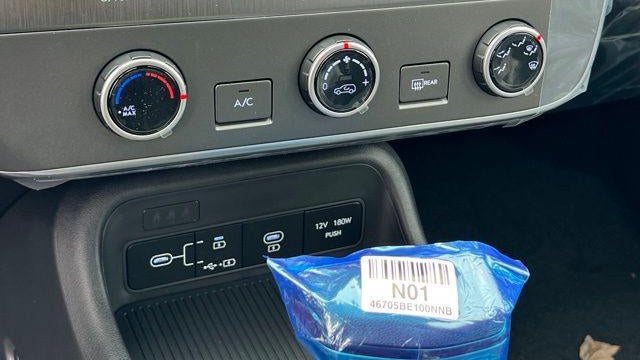 2026 Hyundai KONA SE