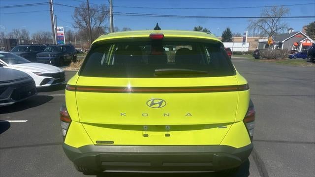 2024 Hyundai KONA SE