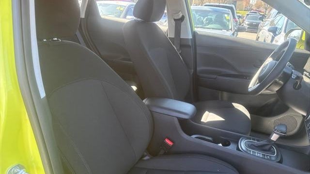 2024 Hyundai KONA SE
