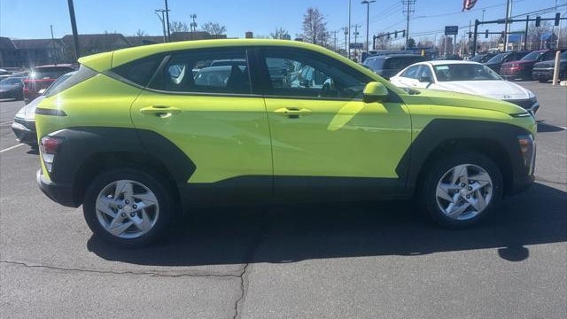 2024 Hyundai KONA SE