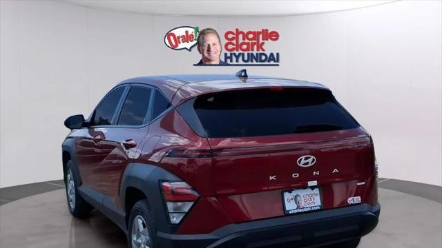 2024 Hyundai KONA SE
