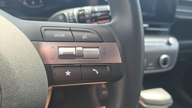 2026 Hyundai KONA SE