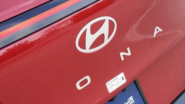 2026 Hyundai KONA SE