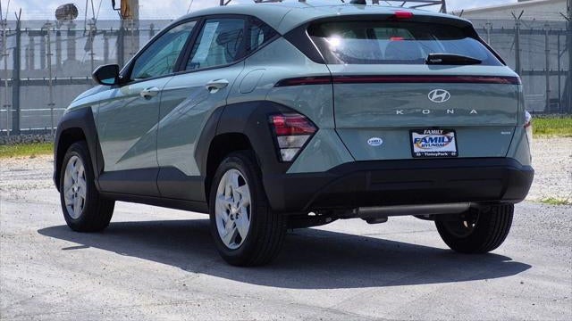 2025 Hyundai KONA SE