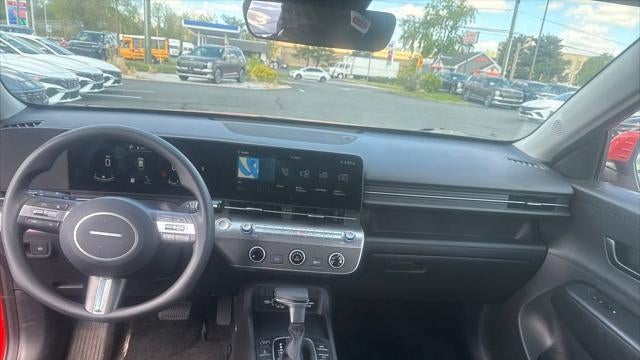 2025 Hyundai KONA SE