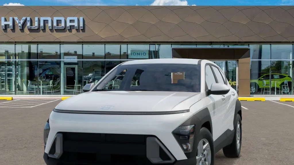 2026 Hyundai KONA SE