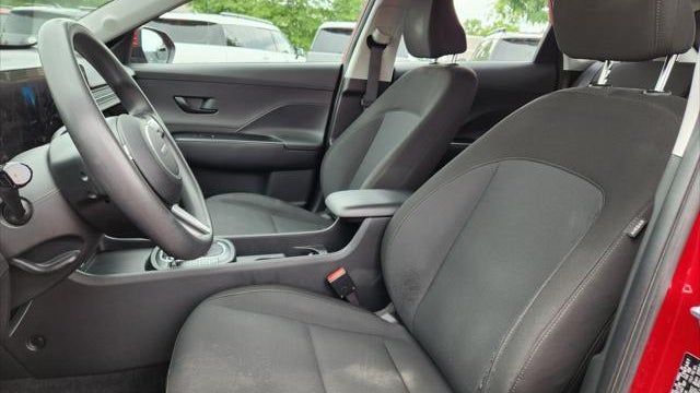 2024 Hyundai KONA SE